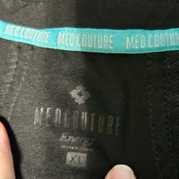 Scrub SET Womens - Picture 2 of 4